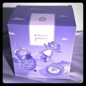 BRAND NEW Monat Junior Line